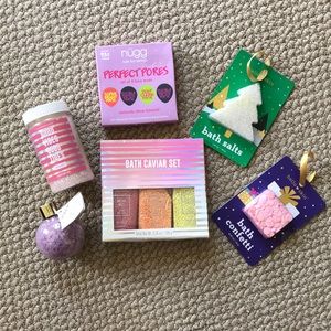 NWT Bath pampering kit !!!